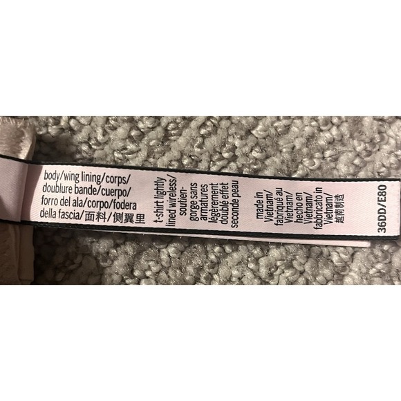 Victoria's Secret Bra 36DD T-Shirt Lightly Lined Wireless Beige Nude Convertible - Picture 8 of 9